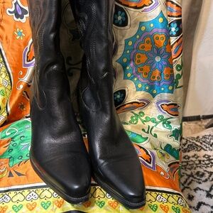 Women’s black cowboy boots